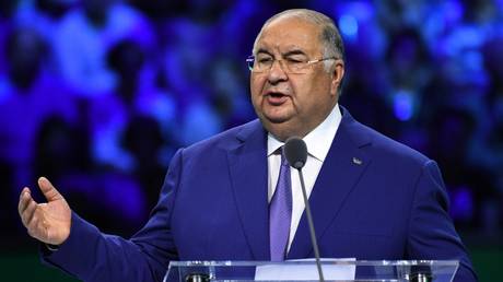 FILE PHOTO: Alisher Usmanov