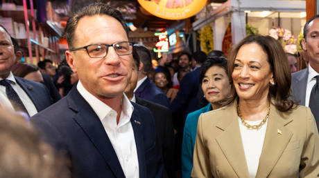 File photo: Vice President Kamala Harris and Pennsylvania Governor Josh Shapiro (L) speak in Philadelphia, July 13, 2024.