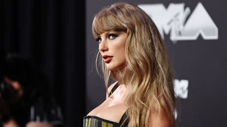 Taylor Swift attends the 2024 MTV Video Music Awards on September 11, 2024 in Elmont, New York