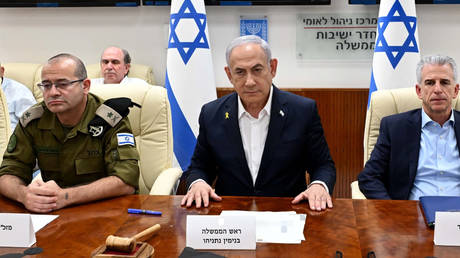 Israeli Prime Minister Benjamin Netanyahu (center) attends a Security Cabinet meeting in Jerusalem after Iran’s missile attack, October 1, 2024.