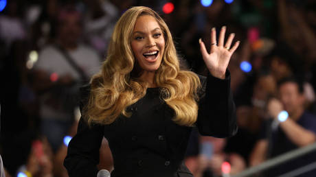 Beyonce at Kamala Harris's presidential campaign rally on October 25, 2024 in Houston, Texas