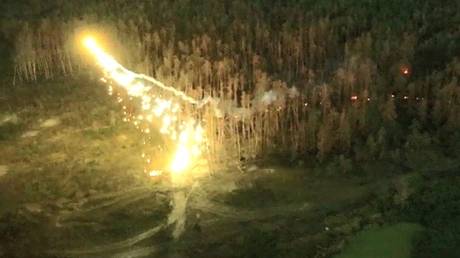 A Ukrainian drone dropping thermite.