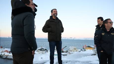 Donald Trump Jr., center, in Nuuk, Greenland, Tuesday, Jan. 7, 2025 © Emil Stach / Ritzau Scanpix via AP