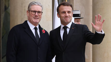 FILE PHOTO: British Prime Minister Keir Starmer and French President Emmanuel Macron.